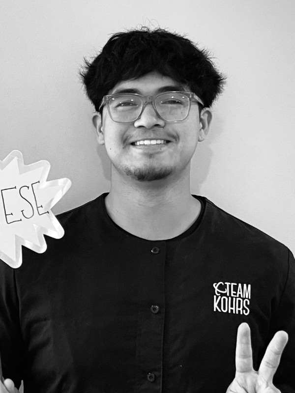 kohrs-ortho-carlos Carlos, orthodontic team member at Kohrs Orthodontics in Aurora, Bennett, and Strasburg, CO, part of an expert, top-rated orthodontic team