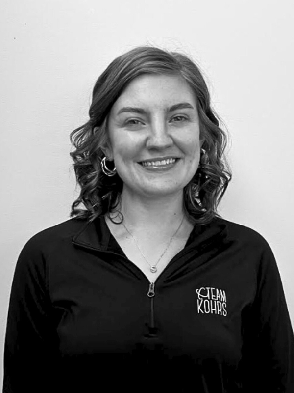 kohrs-ortho-sarah Professional orthodontic team member headshot at Kohrs Orthodontics in Aurora, Bennett, and Strasburg, CO, part of an expert, top-rated orthodontic team